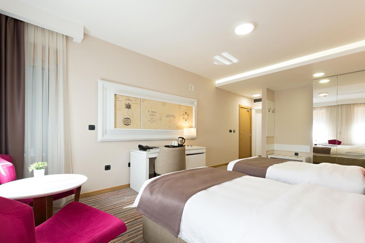 Hotel Tesla - Smart Stay Garni Belgrad Exterior foto
