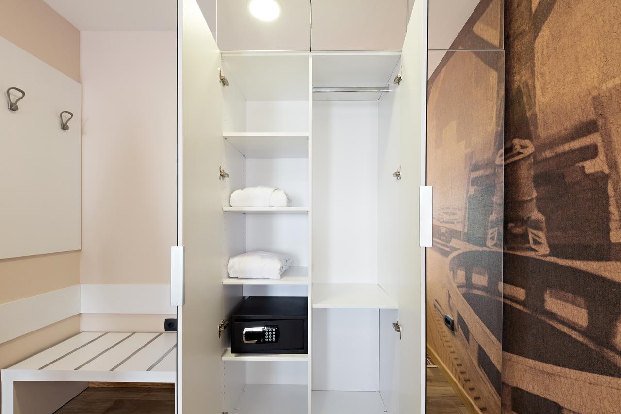 Hotel Tesla - Smart Stay Garni Belgrad Exterior foto
