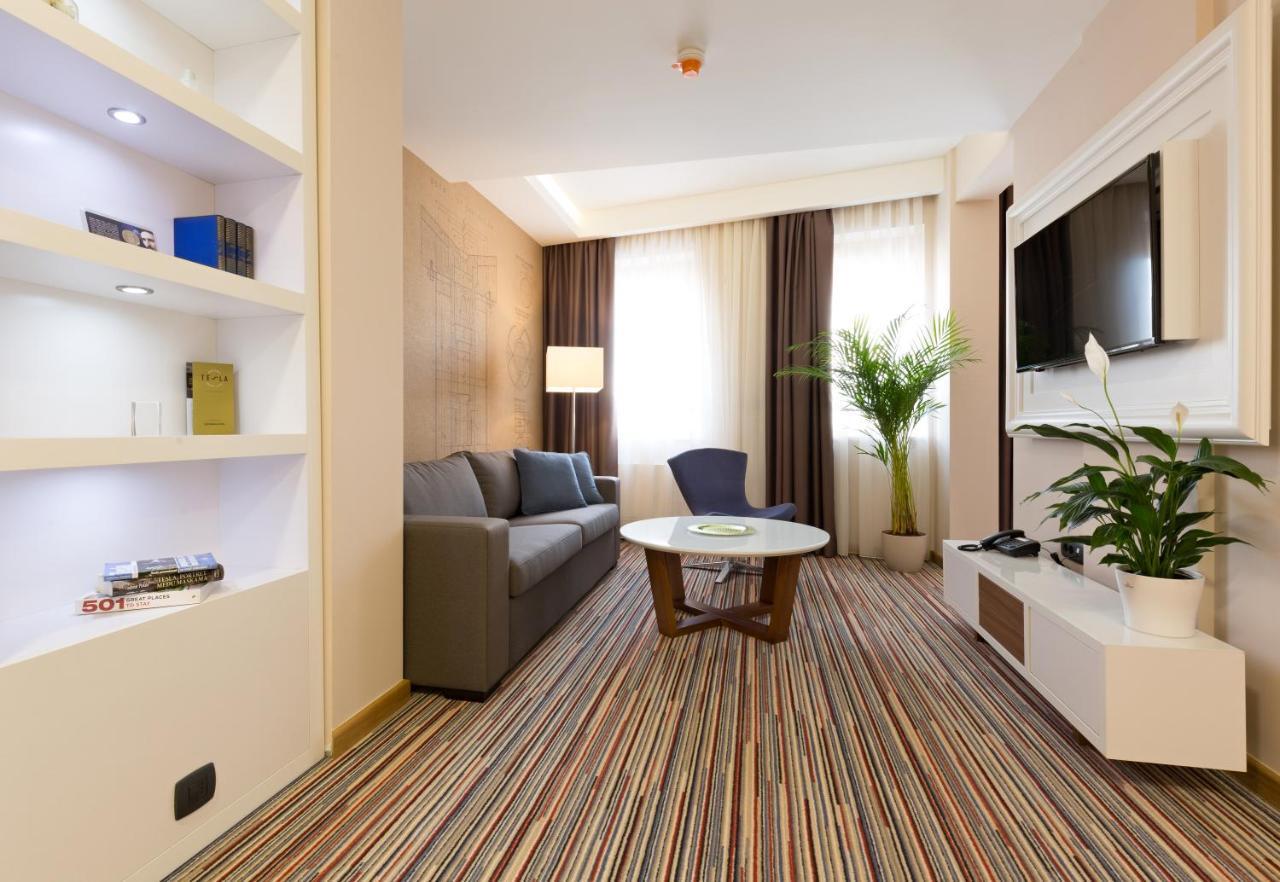 Hotel Tesla - Smart Stay Garni Belgrad Exterior foto